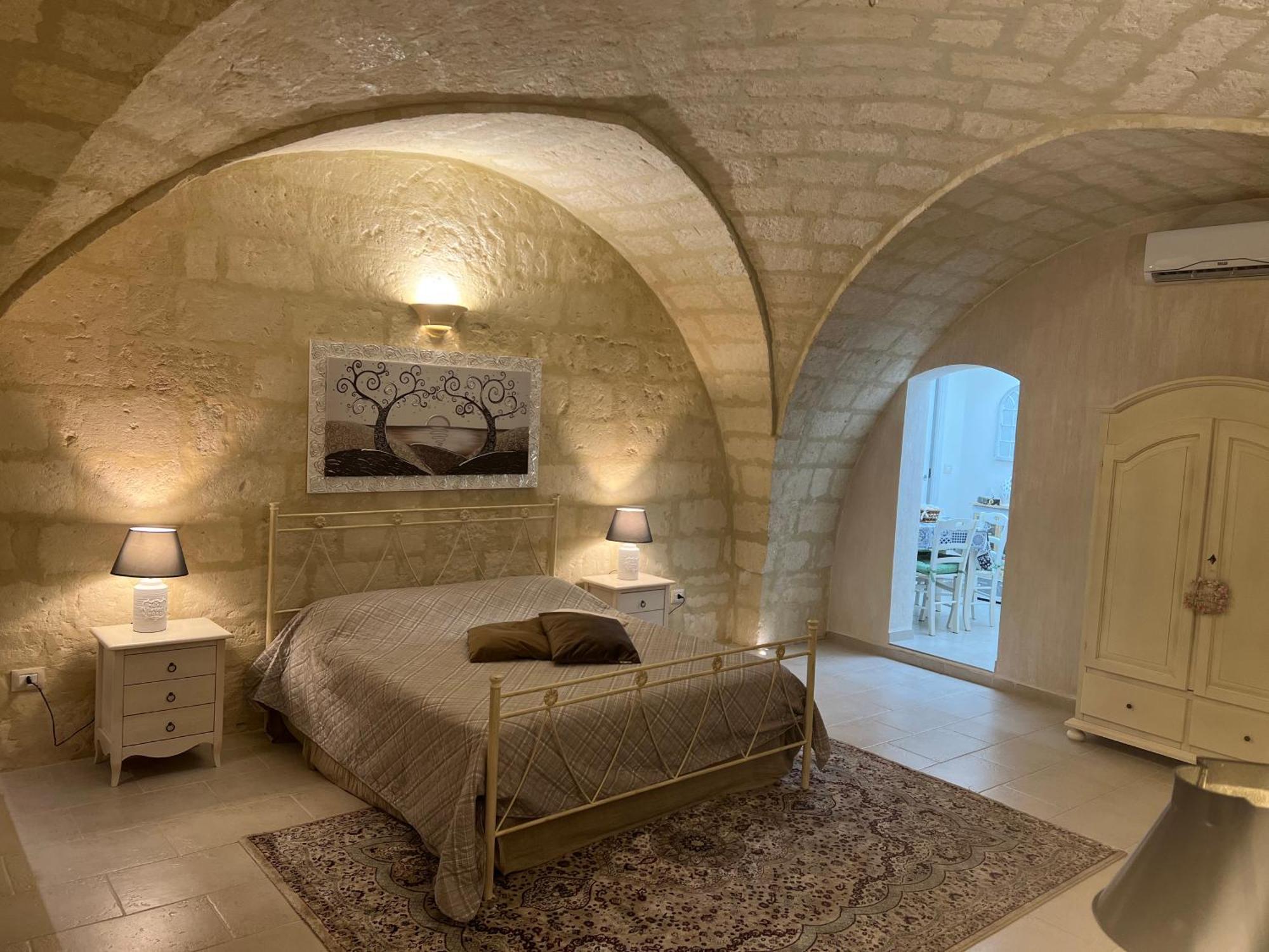 Cavour Luxury * Taranto